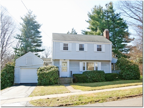 29 Greystone Road, West Hartford