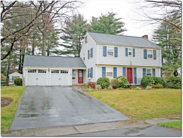 36 Lostbrook Road, West Hartford