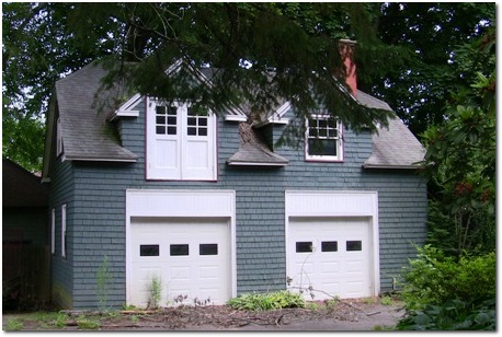 Carriage House in the West End