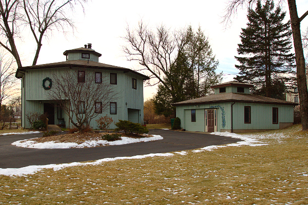 Octagon House