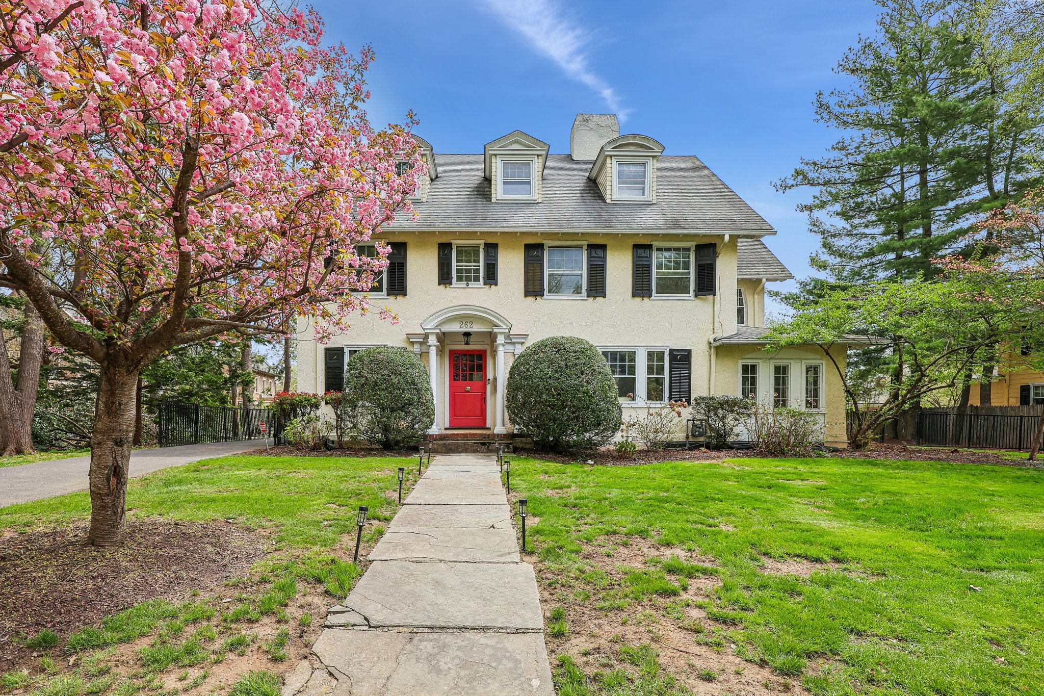 262 Kenyon Street, Hartford