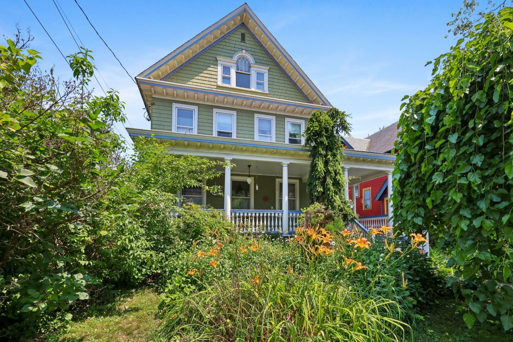 236 Oxford Street, Hartford
